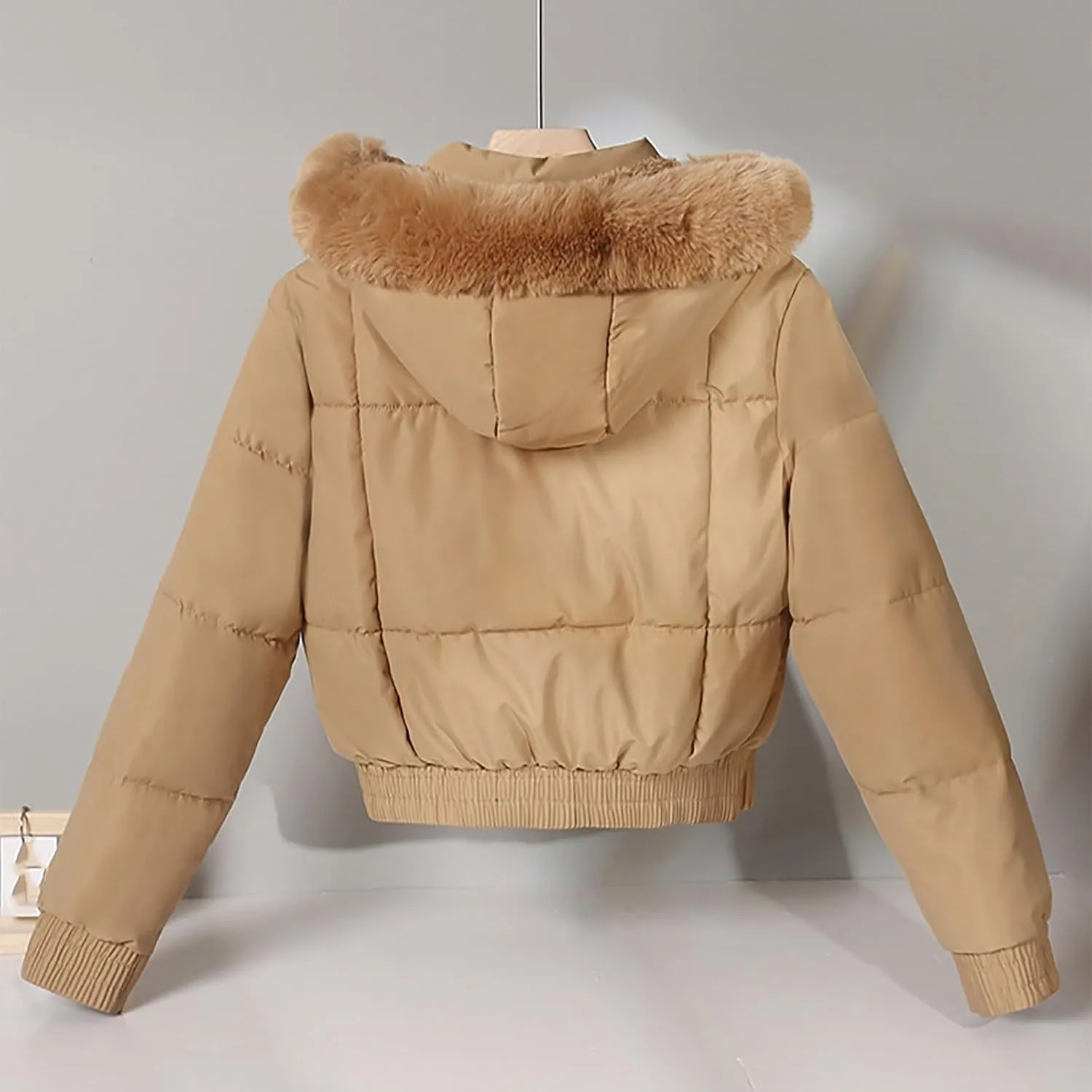 Borniu Women's Winter Cropped Puffer Coat Thicken Fleece Lined Down Jacket Faux Fur Hooded Short Puffer Jackets