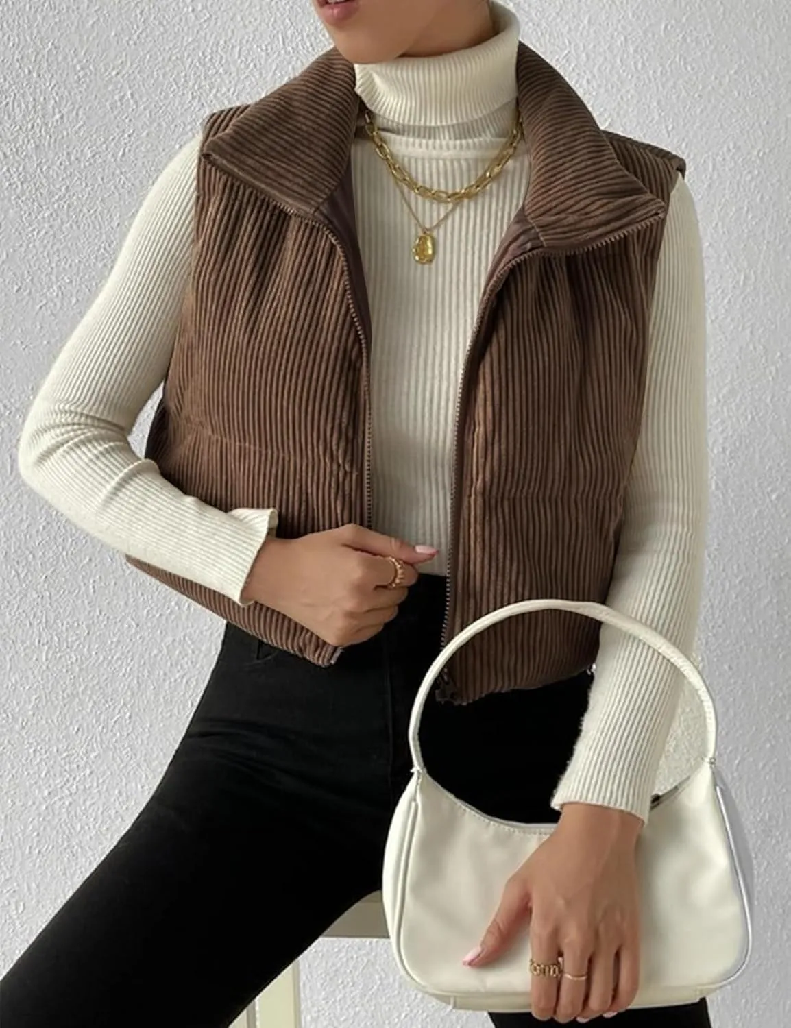Gihuo Women's Corduroy Puffer Vest Cropped Stand Collar Zip Up Vest Quilted Sleeveless Jackets Gilet