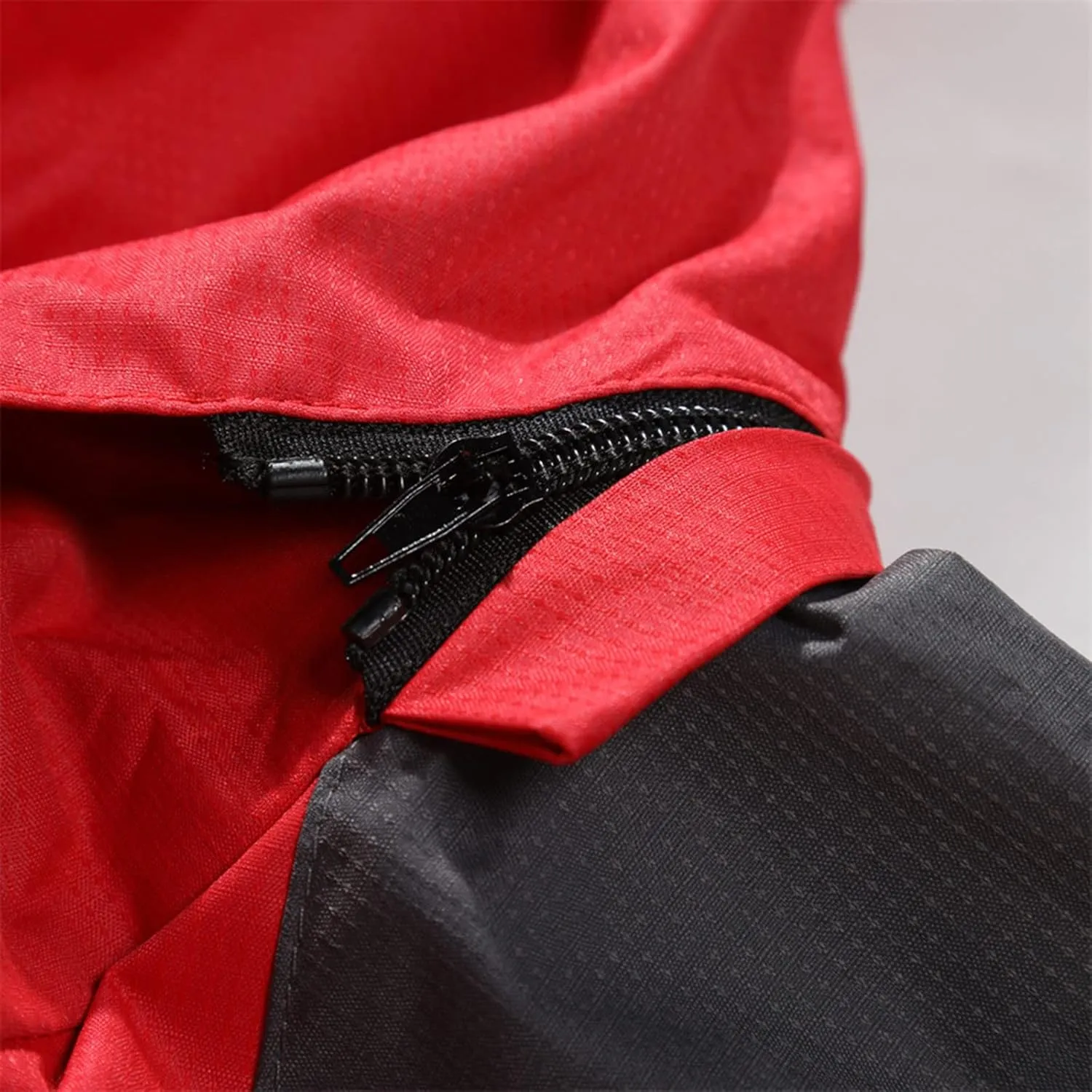 Men's Hiking Jackets Lightweight Outdoor Sportswear Snow Ski Coats Windbreaker Waterproof Hooded Jackets Rain Coats