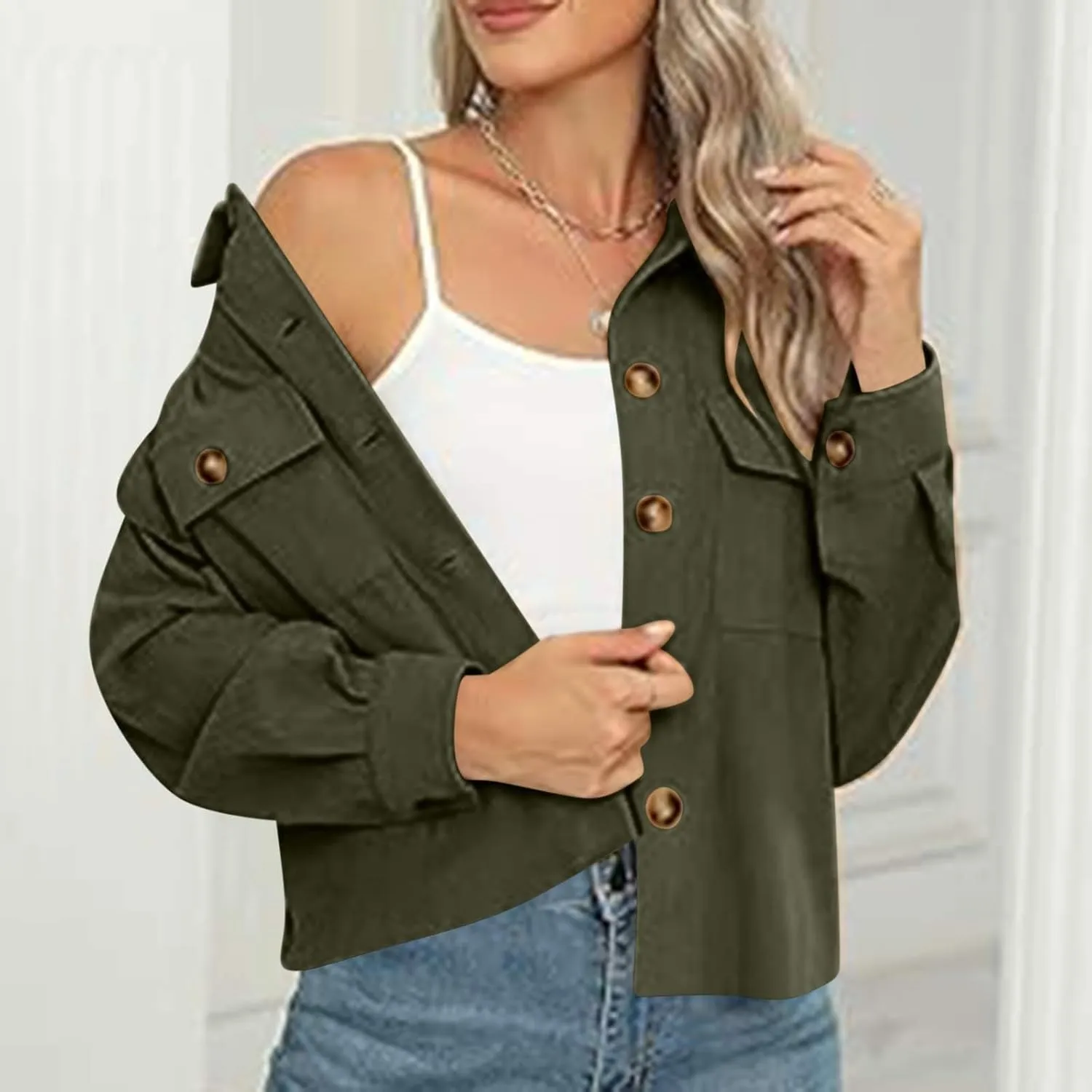 Shackets for Women 2024 Fashion Cropped Jackets Corduroy Button Down Crop Shackets Tops Long Sleeve Trendy Shirts