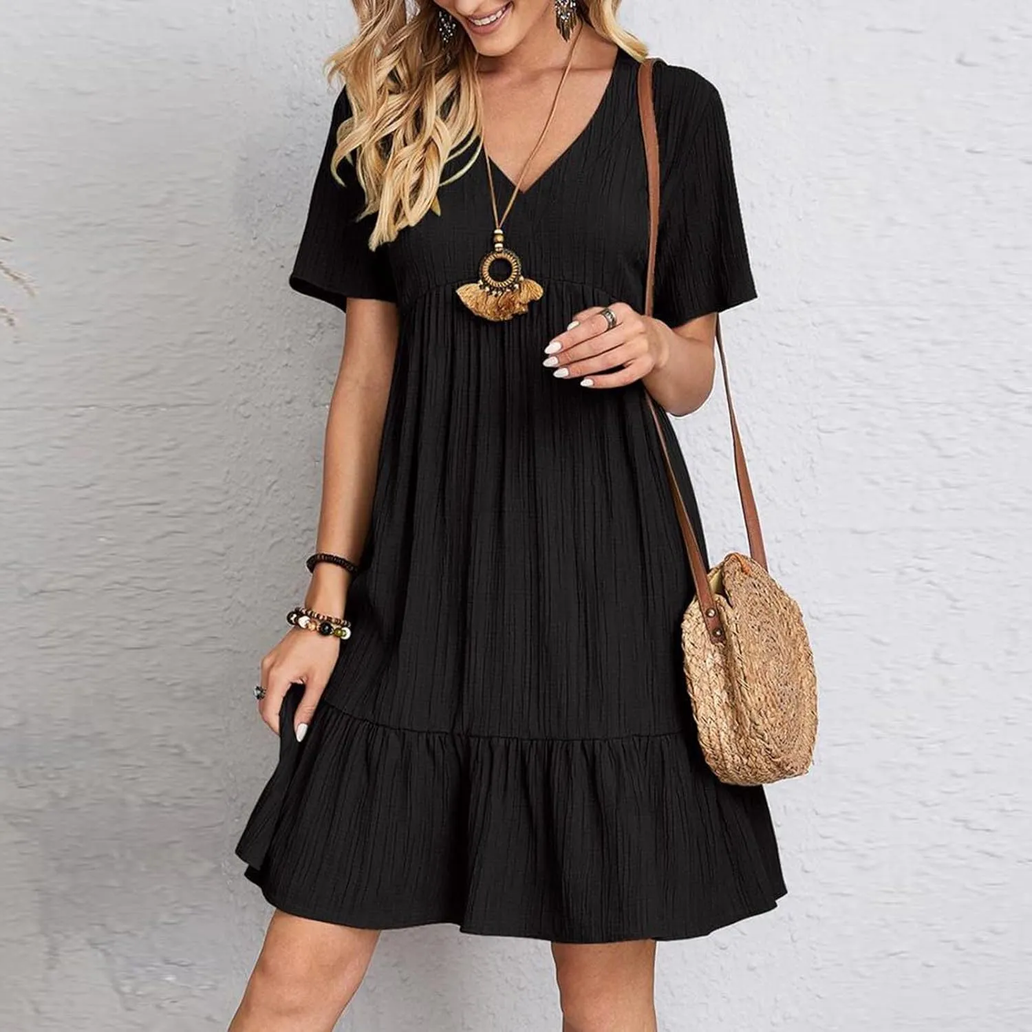 Summer Dresses for Women 2025 Pleated Tiered A Line Flowy Midi Dress Casual Fashion Short Sleeve V Neck Sundress